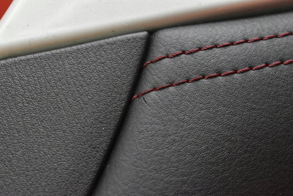 фото №5, Обшивка дверь правый перед кожаный eu n2436843x mazda mx5 mx-5 4 iv nd 15-21