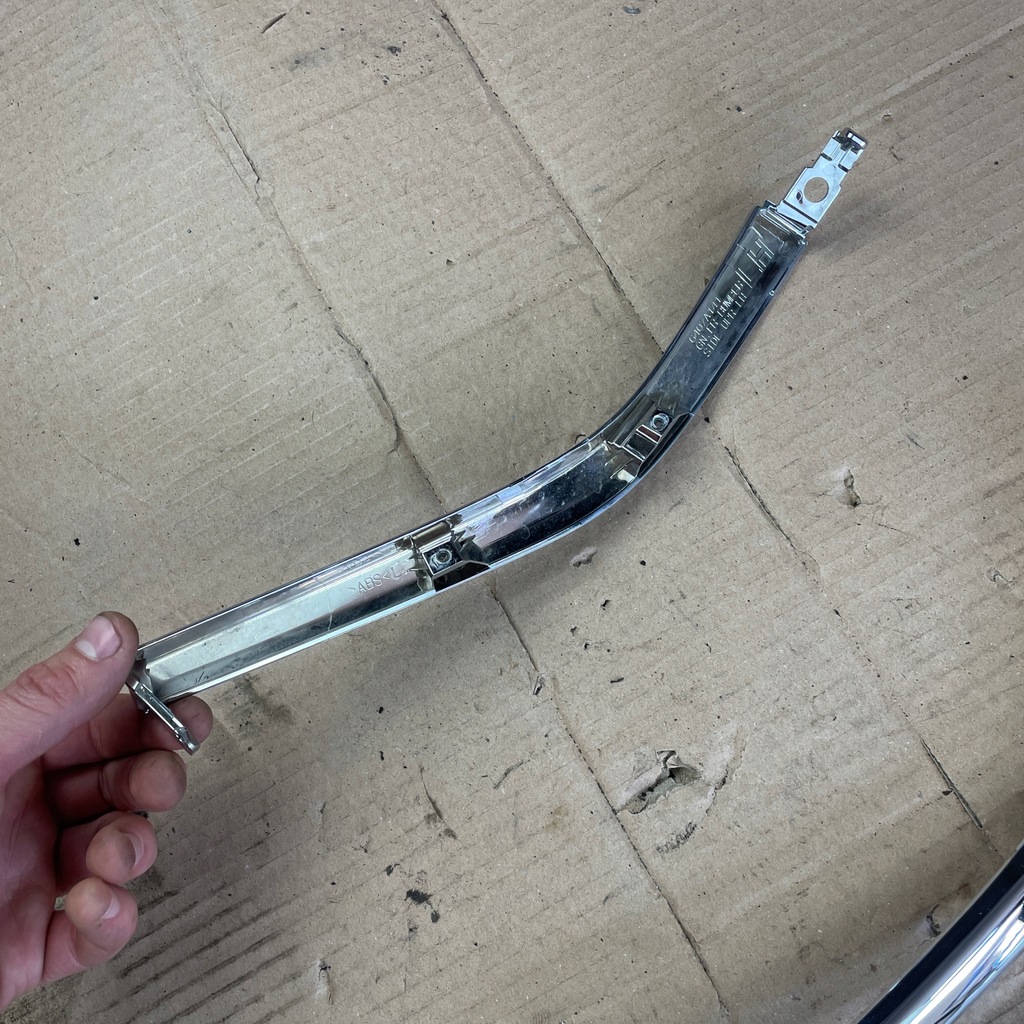 фото №10, Mitsubishi outlander iii 15- накладка молдинг бампера хром левая i правая