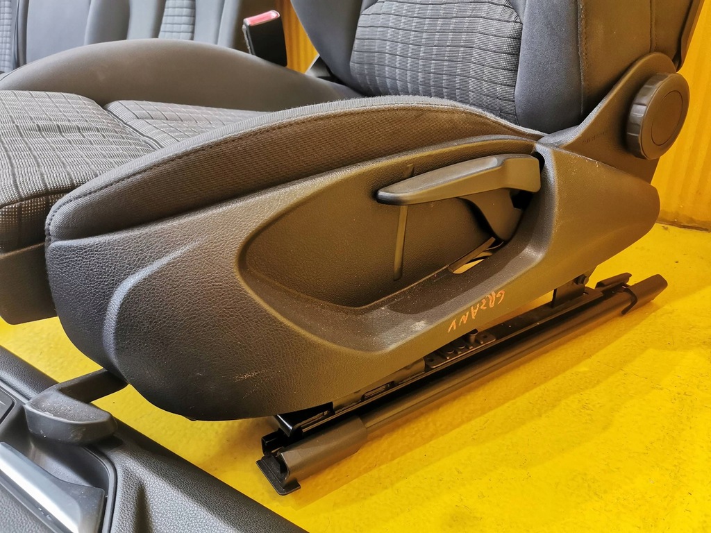 фото №8, Audi a3 s3 8v hb сиденья сиденье заднее сиденье обшивки туннель подогрев чёрные комплект 5d