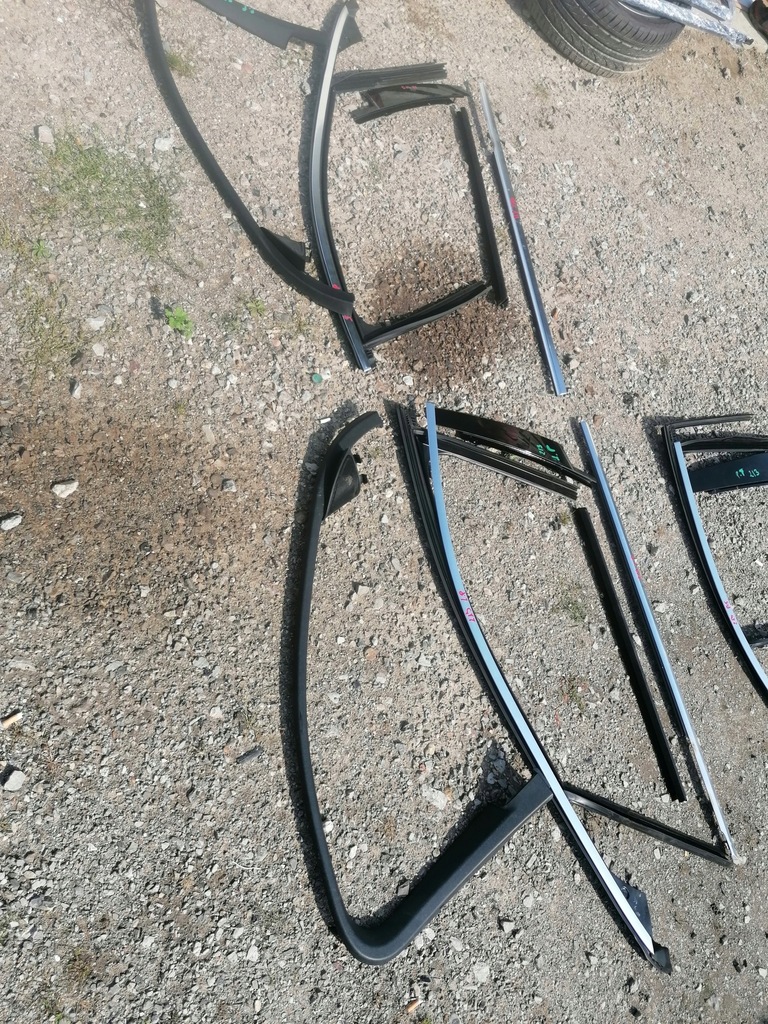 фото №4, Mercedes w213 рамка двері прокладка хром молдинг