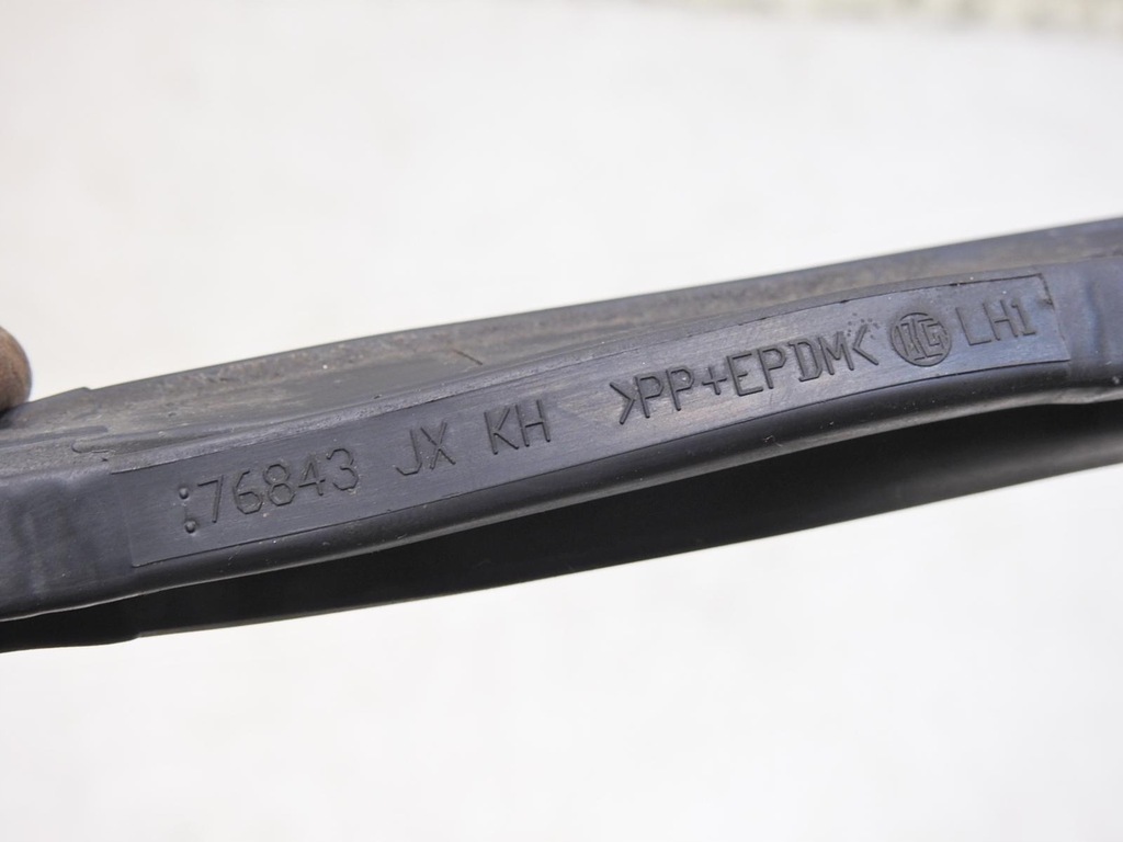 фото №5, Прокладка дверь раздвижных левая nissan nv200