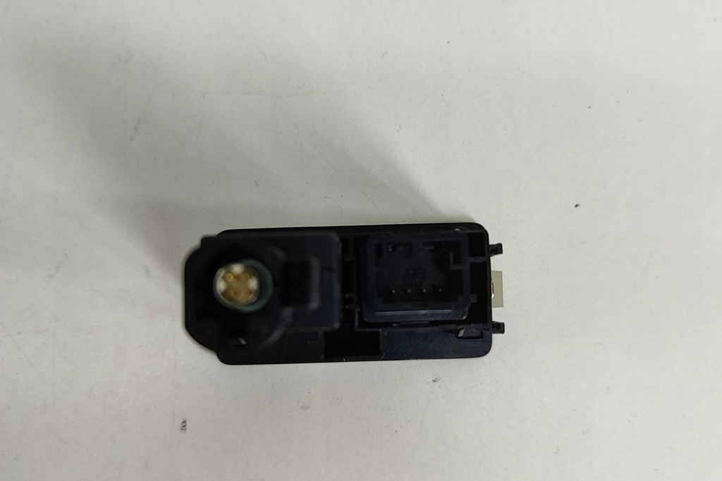 фото №7, Volkswagen passat b8 роз'єм usb/aux-in port 5g0035222h 2014 25015441 nowe