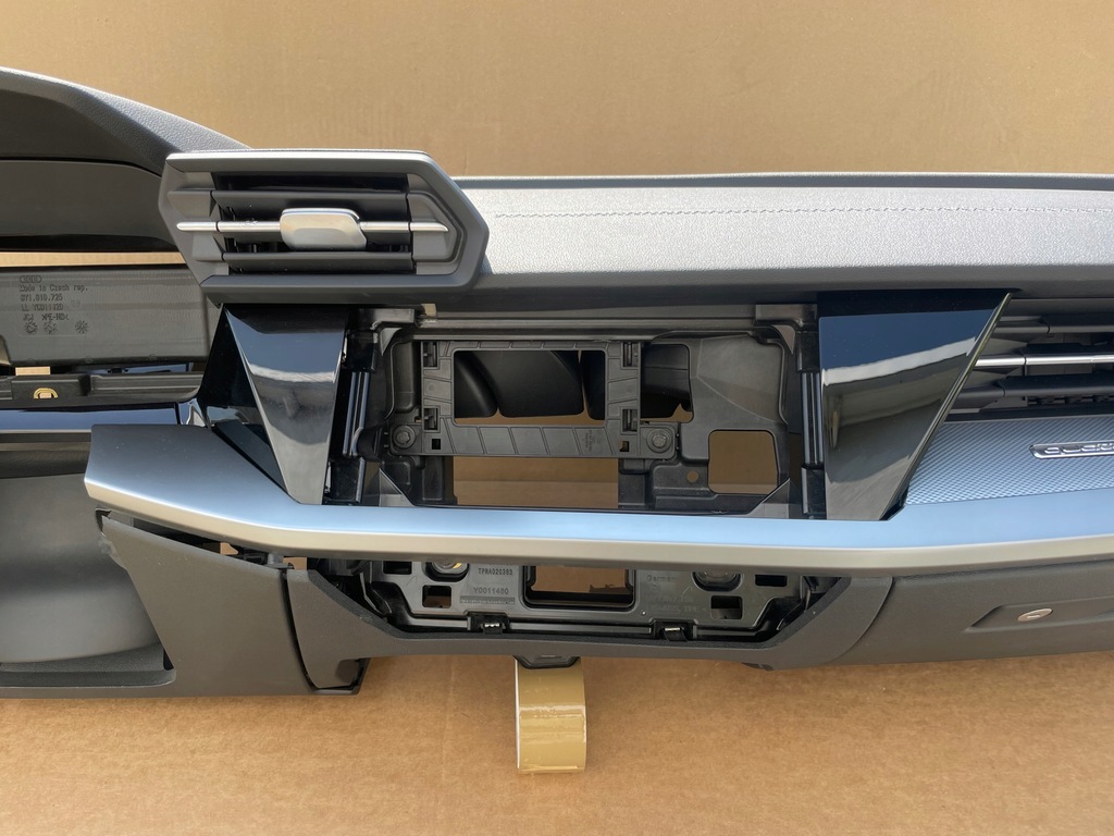 фото №10, Консоль приборная панель приборная audi a3 s3 2019- 8y jak nowa оригинал head up