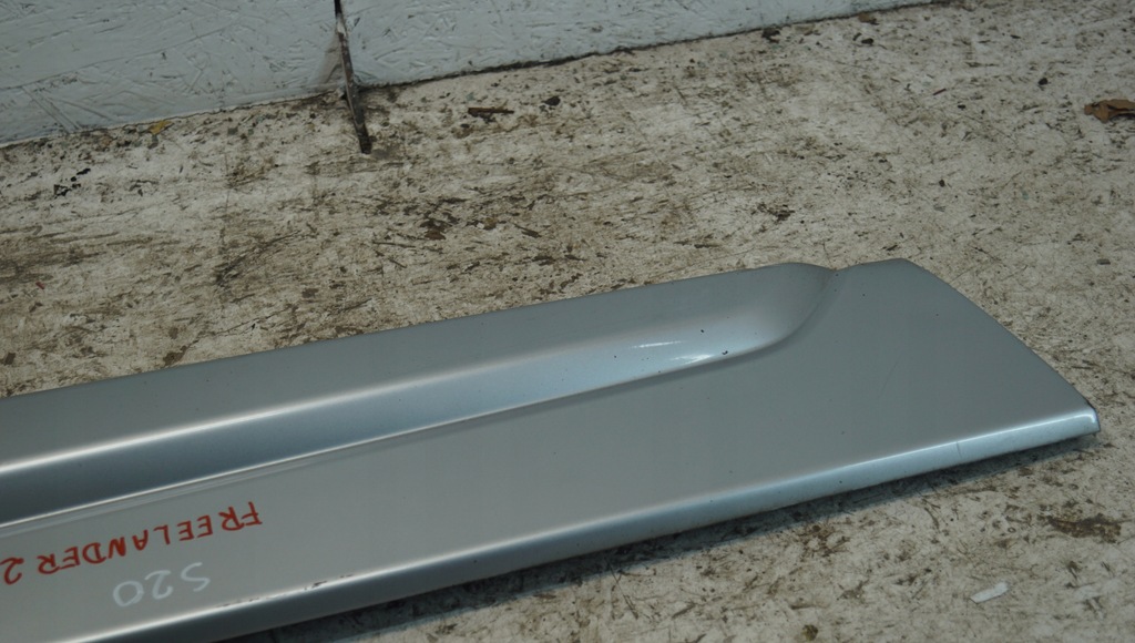 фото №11, Молдинг дверь левый перед land rover freelander ii