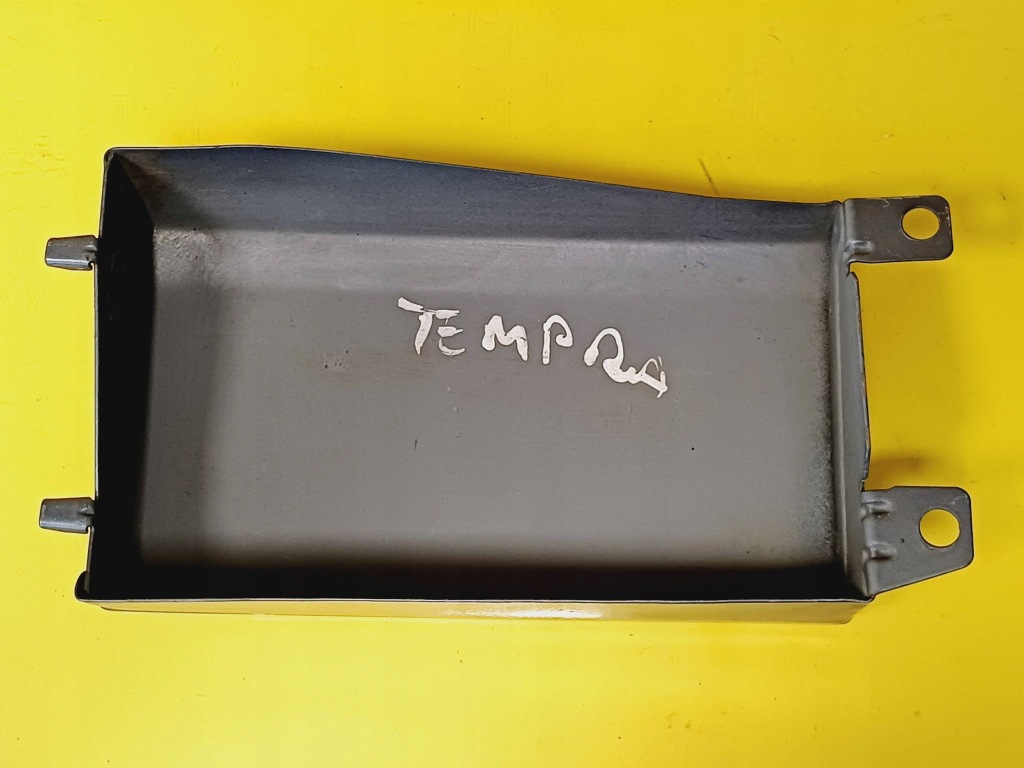 Молдинг під  фара лівий задній fiat tempra nr64 в Україні