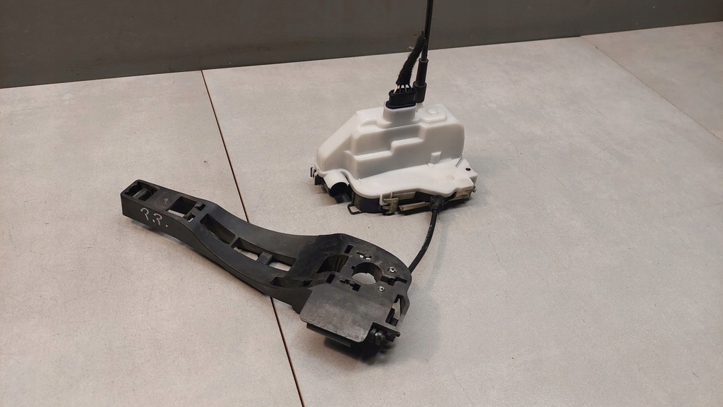 фото №8, Замок двері правий перед citroen c2 1.4 b 52187780