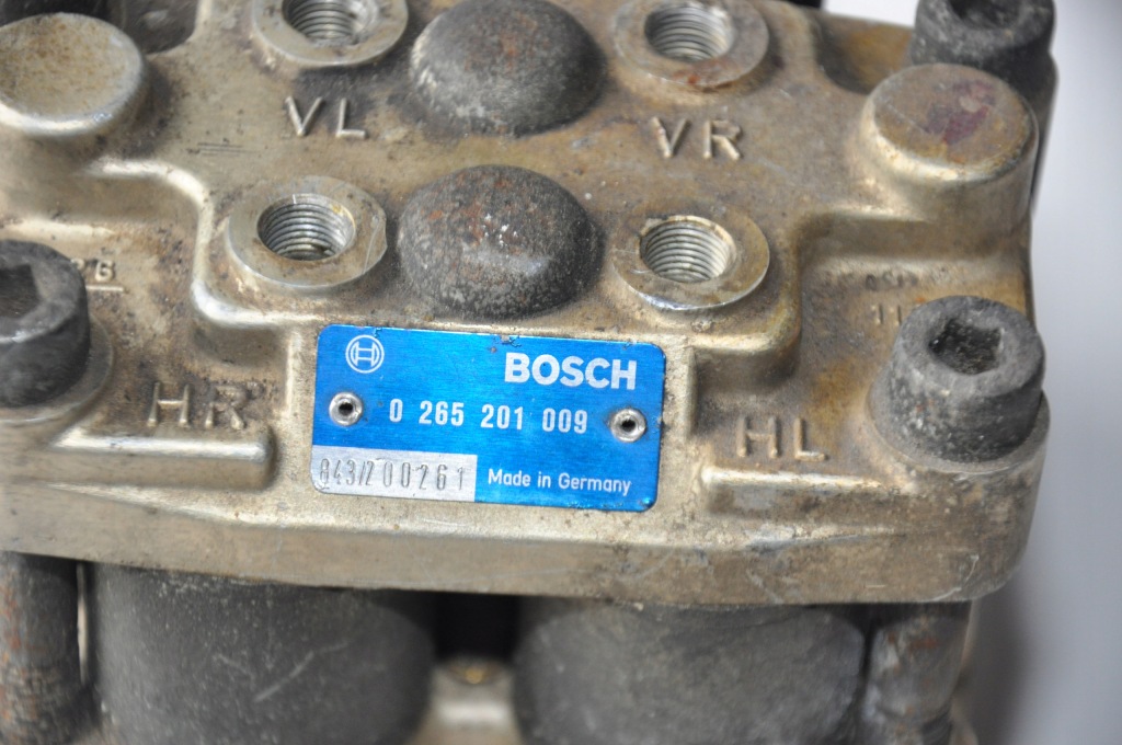 Bmw e24 635csi насос abs 0265201009 Оригинал