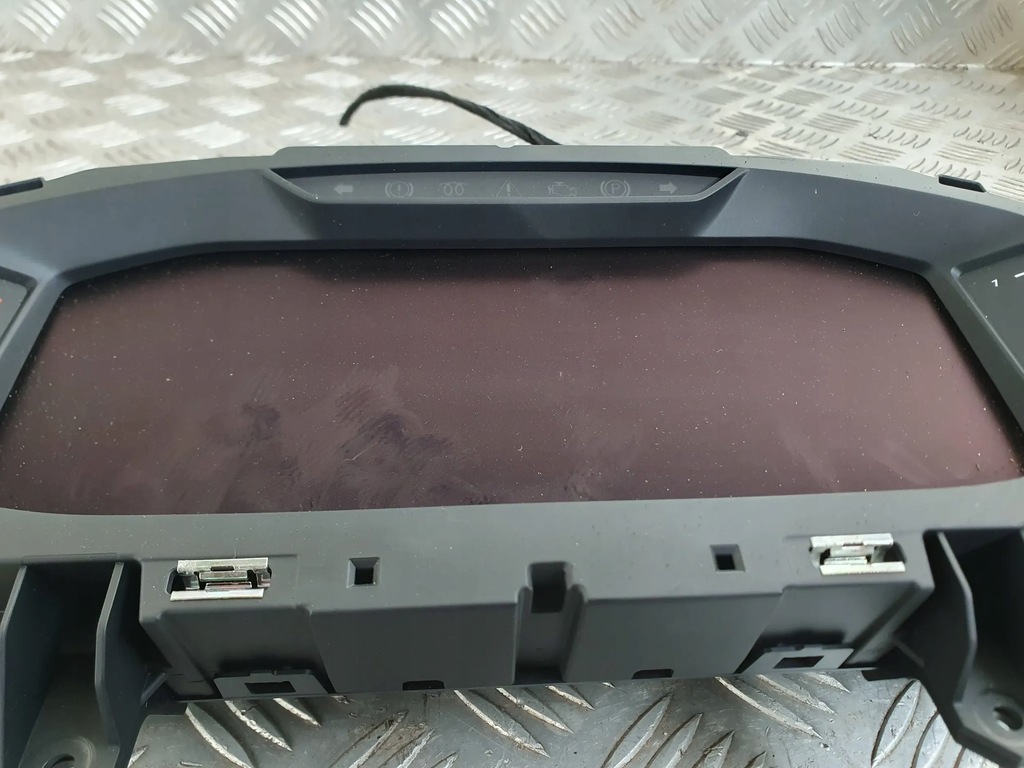 фото №6, Seat arona 2017-2024 счетчик дисплей экран