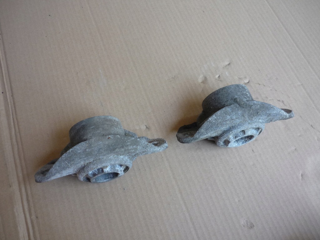 фото №6, Кріплення амортизаторів задня vw 1k0513353g комплект