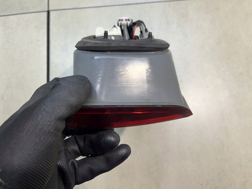 фото №9, Лампа правая задняя hyundai sonata iv v6 3.3