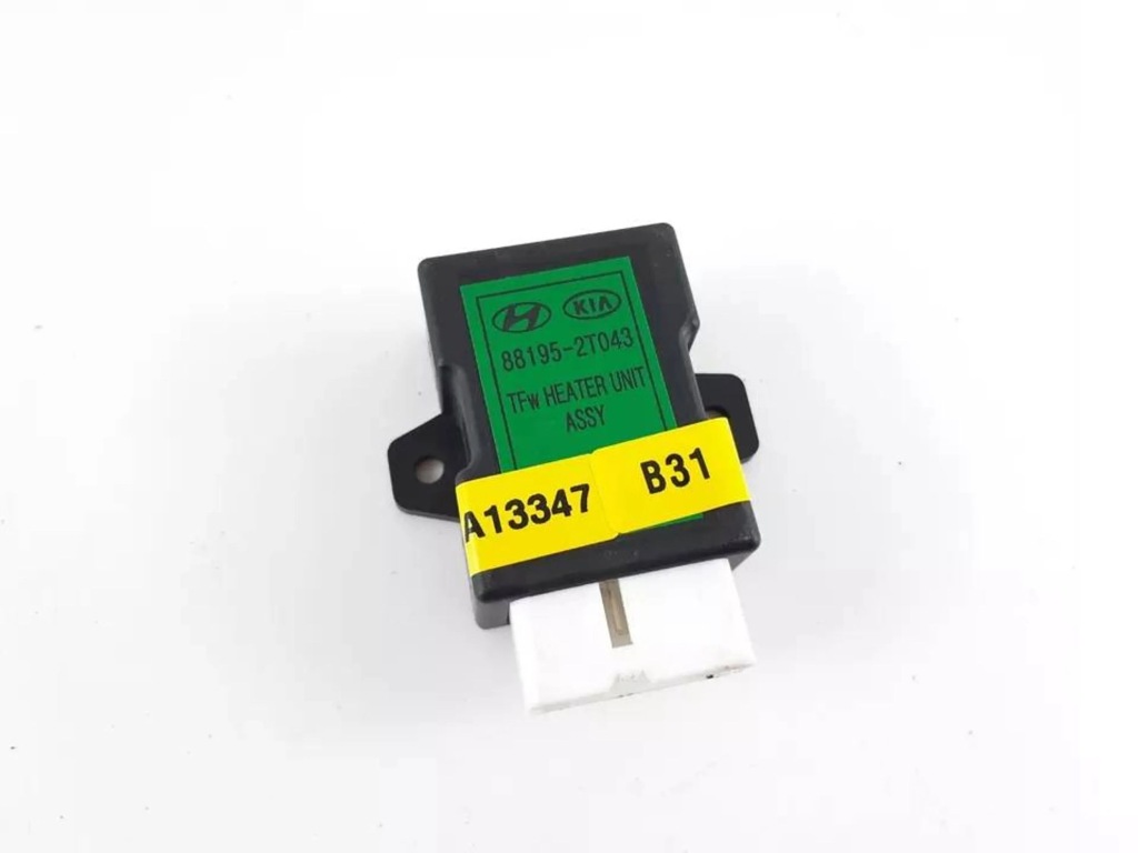 Купити Kia optima блок керування webasto 881952t043