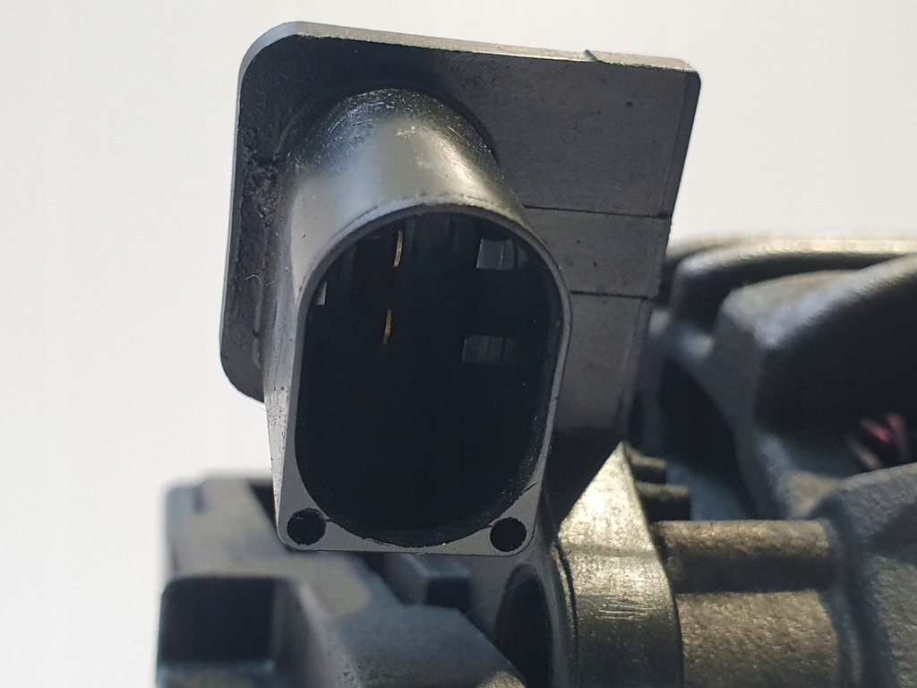 фото №8, Генератор bmw e87 e90 2.0 i 0124325116 7532964