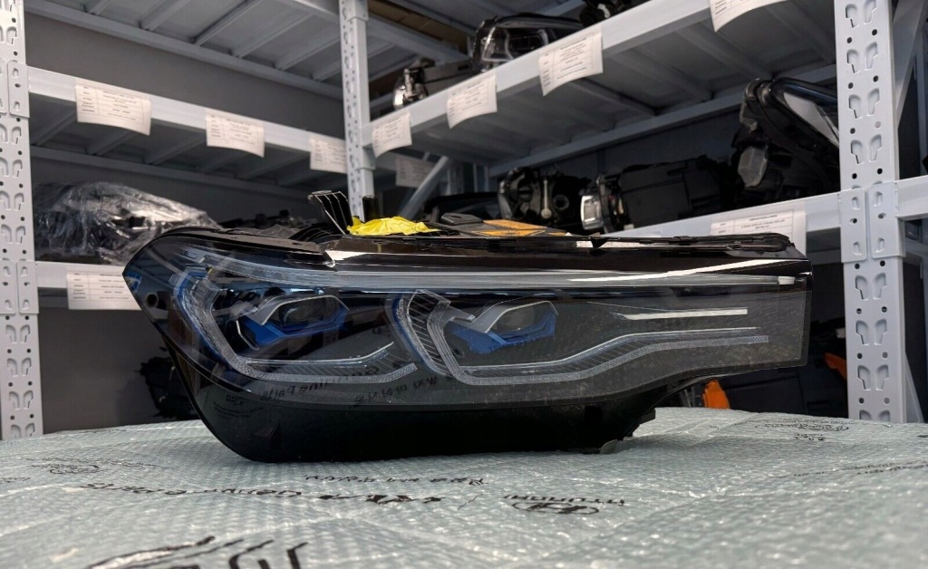 фото №1, Bmw x7 g07 laser отражатель лампа перед правая 7933324