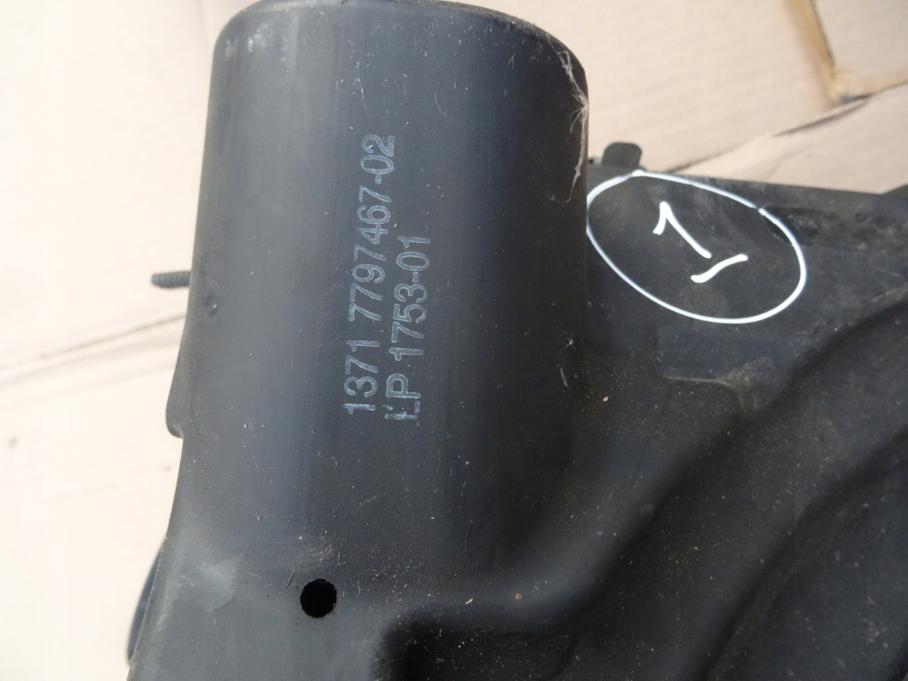 Bmw e90 e91 e92 e93 e84 e87 x1 корпус фильтра расходомер 779746702 1 Киев