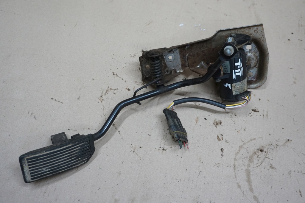 фото №7, Nissan terrano ii педаль газу потенціометр 2,7 tdi 01r eu