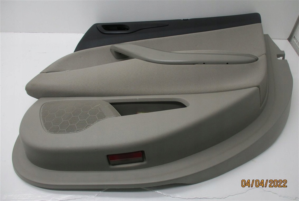 фото №5, Обшивка дверь правый задняя шторка citroen c5 iii x7 96829602zw