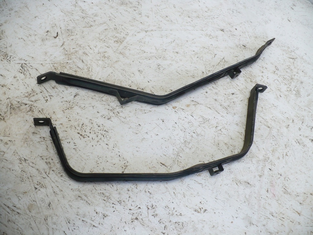 фото №1, Lexus ct200h кронштейн бака бака пального