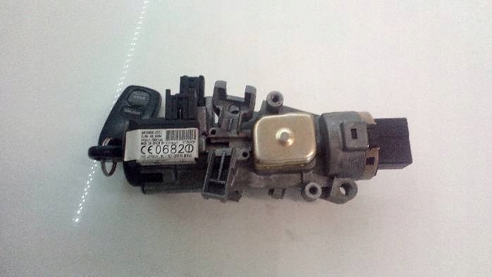 фото №5, Замок зажигания ключ mazda 2 dy 1,4 d 2004r.