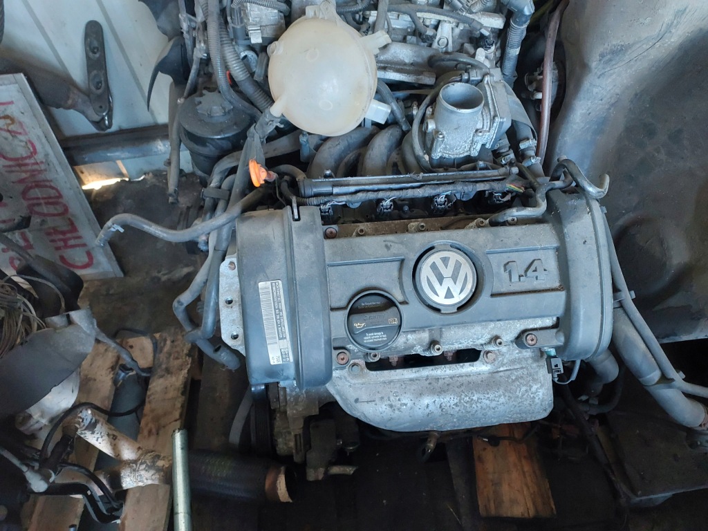 фото №1, Двигатель 1.4 16v bud golf audi