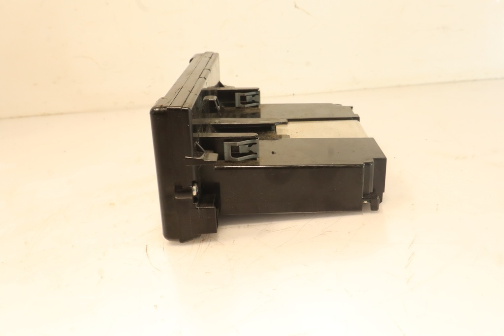 фото №4, Дисплей volvo v50