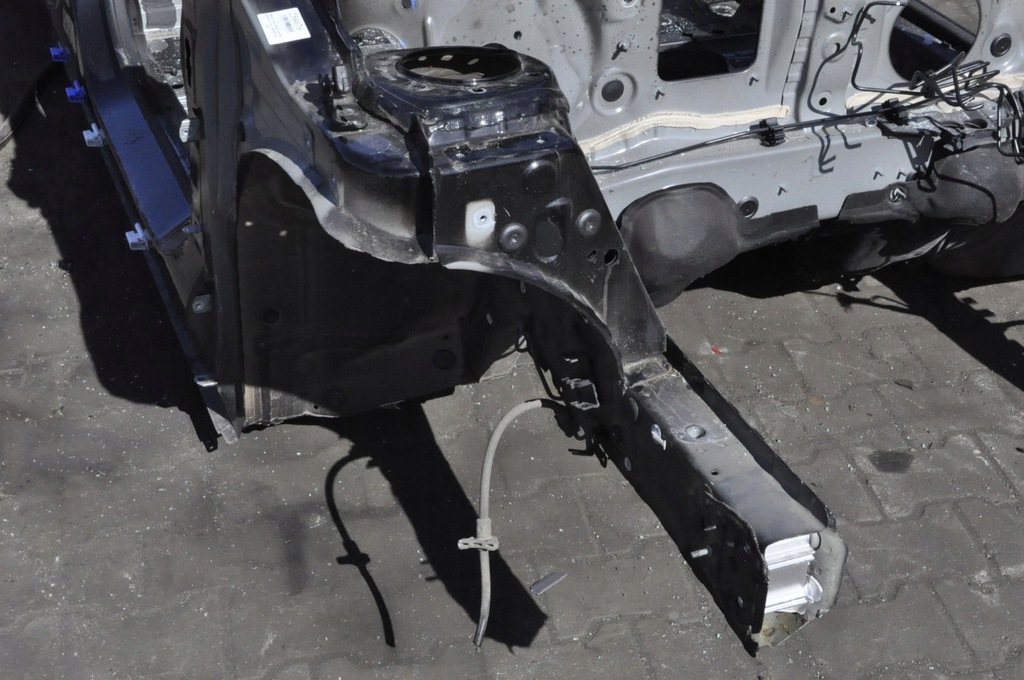 фото №4, Bmw 2 f44 gran coupe четверть правая перед чашка