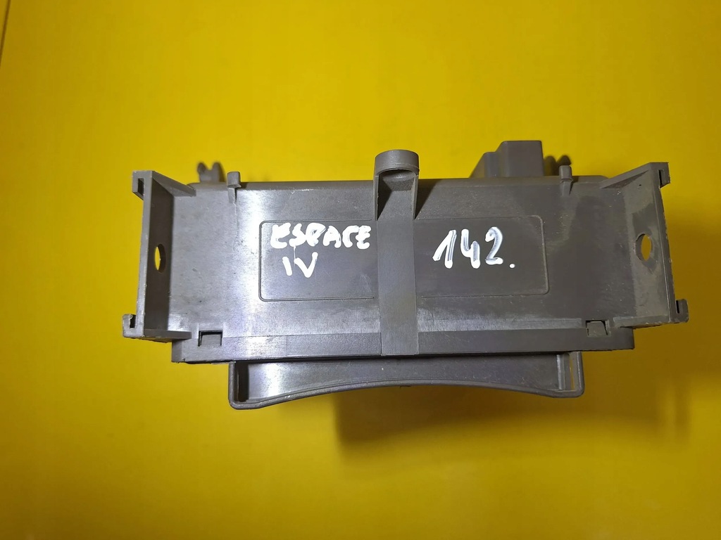 фото №6, Коробка запобіжників 8200004201e renault espace iv nr142