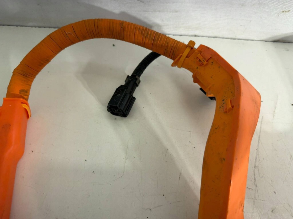 Шланг wysokiego напруги kia sportage v 1.6 t-gdi 24- hybrid eu в Україні