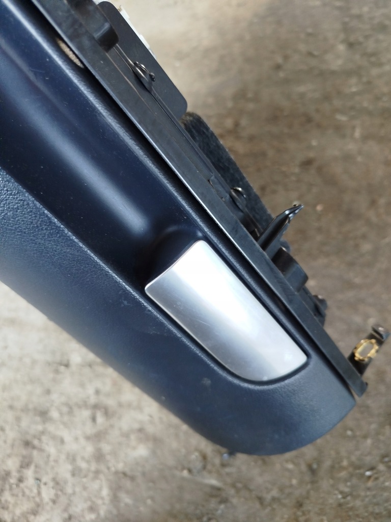 фото №9, Бардачок пассажира audi a3 8p 8p1857035