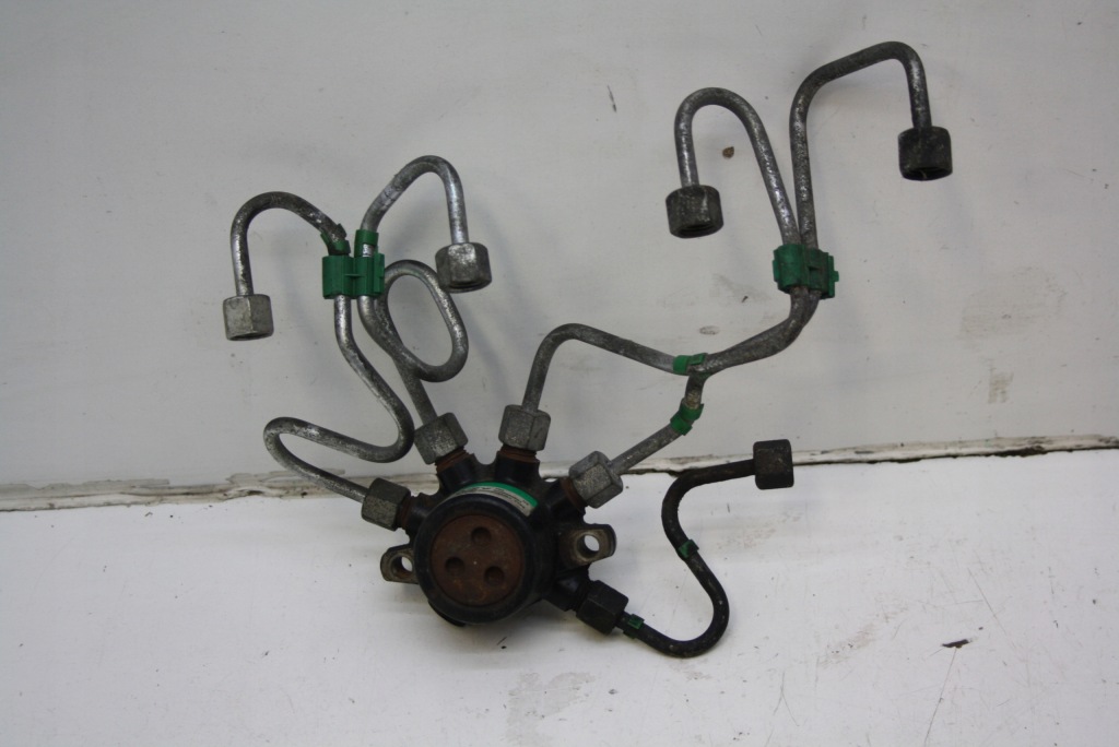 Купить Распределитель топлива renault 1,5 dci 8200584034 8200334367 r9144z070b