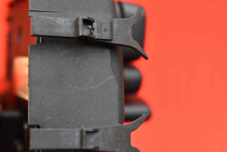 фото №10, Панель керування сидіння водія 1ak89trmab chrysler pacifica i lift 03-08