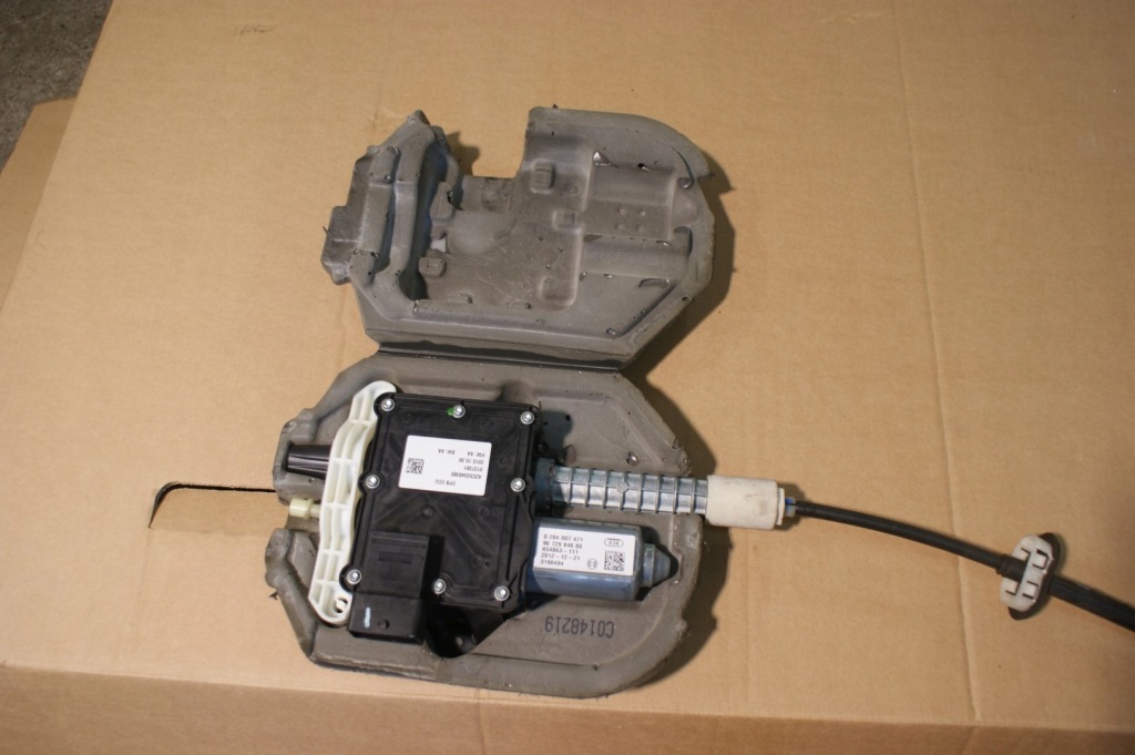 фото №1, Citroen ds4 гальмо ручний електричний