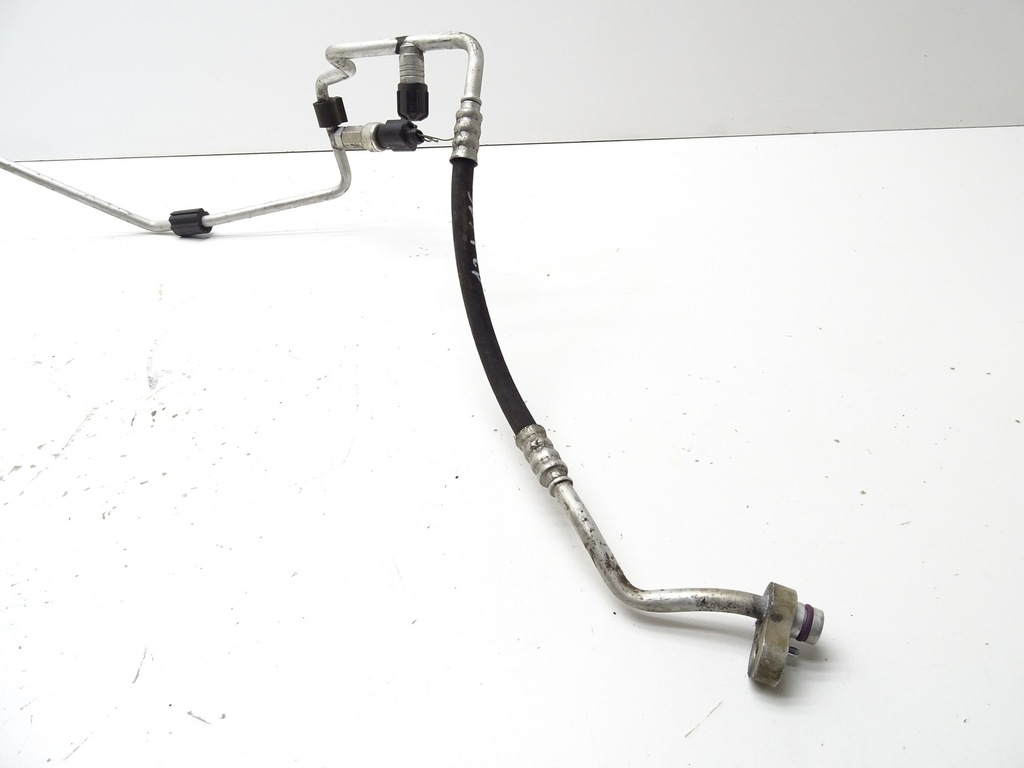 фото №6, Шланг wąż кондиционера кондиционер 8u0820741d audi q3 8u 2.0 tdi