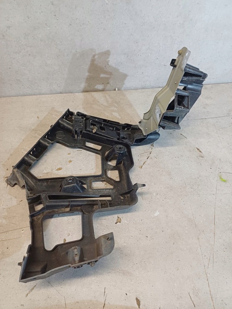 фото №5, Направляющая бампера правый задняя sedan peugeot 508 i nr. 9686699780