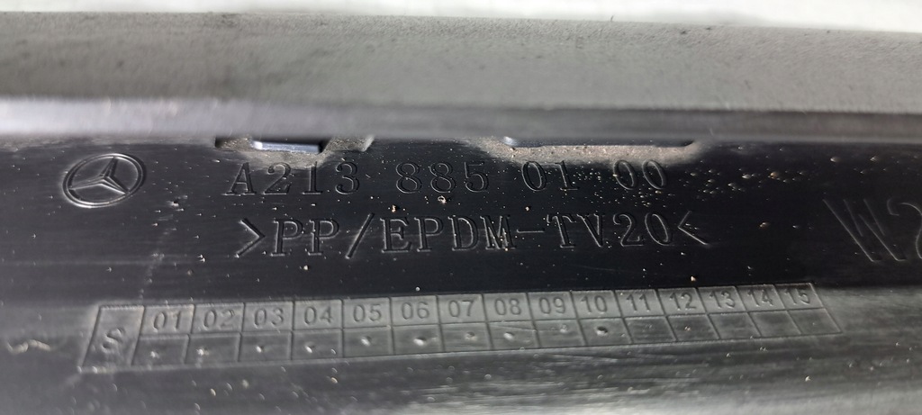 фото №10, Mercedes e-klasa w213 решётка средняя бампер перед a2138850100