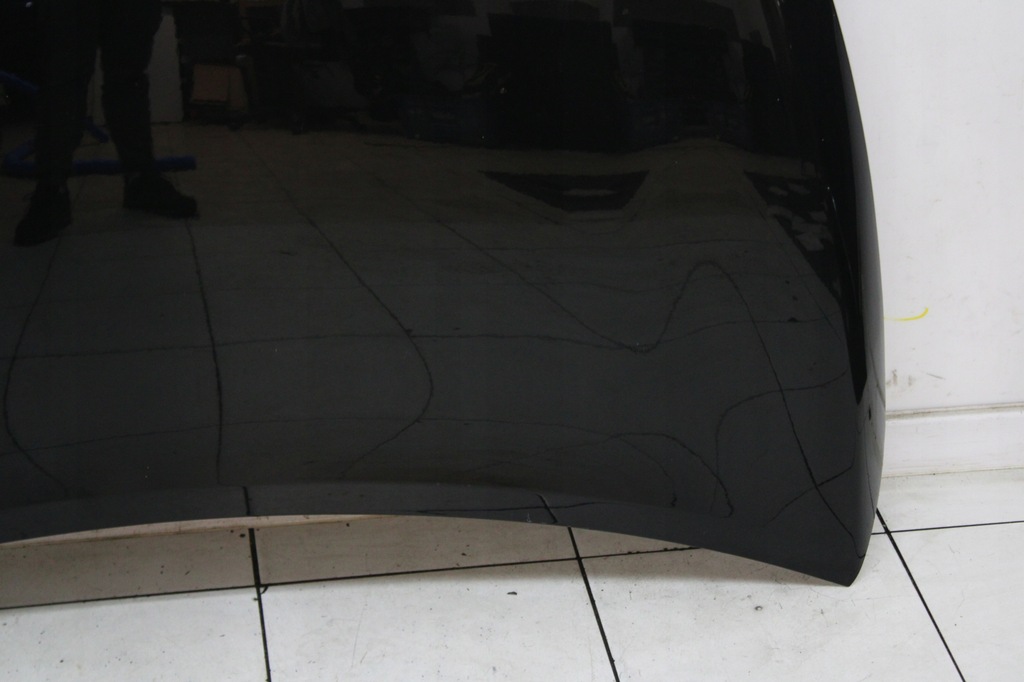 фото №5, Renault clio iv 2012r- капот крышка двигателя tegne - код лакокрасочного покрытия