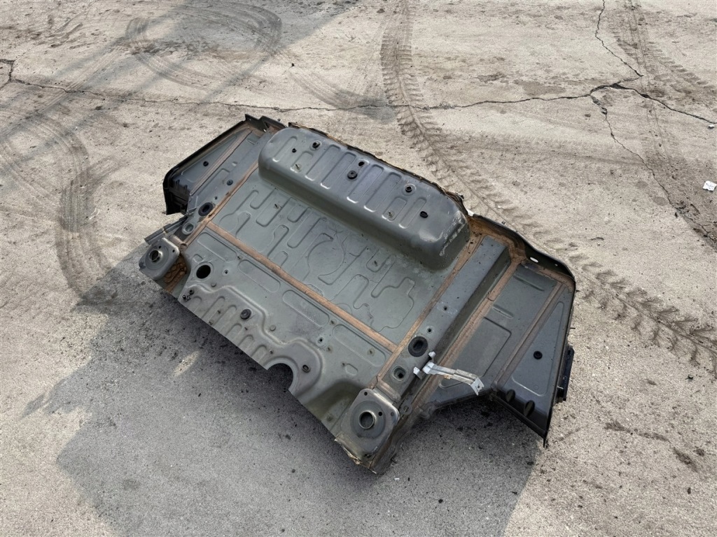 Купить Ремень задний поддон задний  кузов mercedes cla w118 седан nr farby 787 18-23r