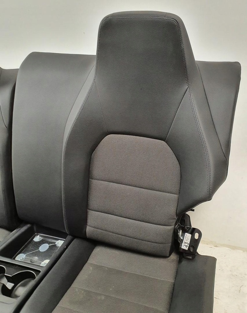 фото №7, Заднє сидіння задня задня mercedes w204 coupe