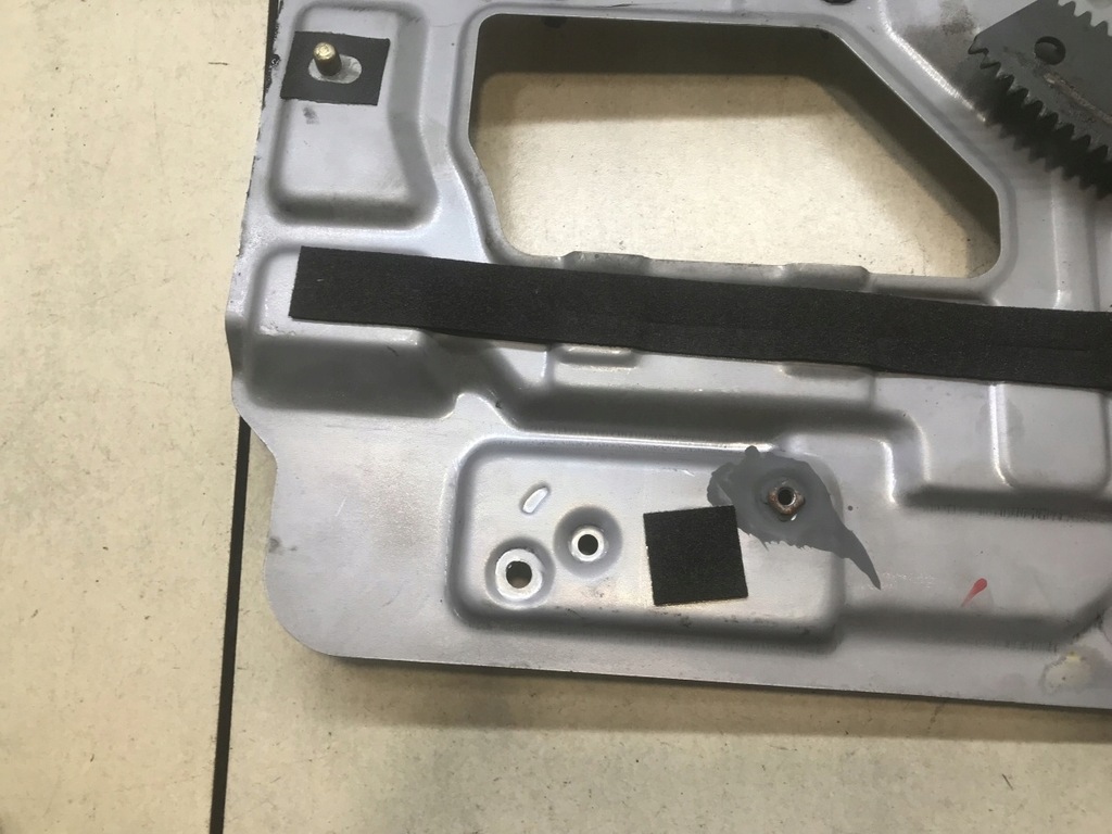 фото №16, Подъемник стекло правый задняя santa fe i 9882026200