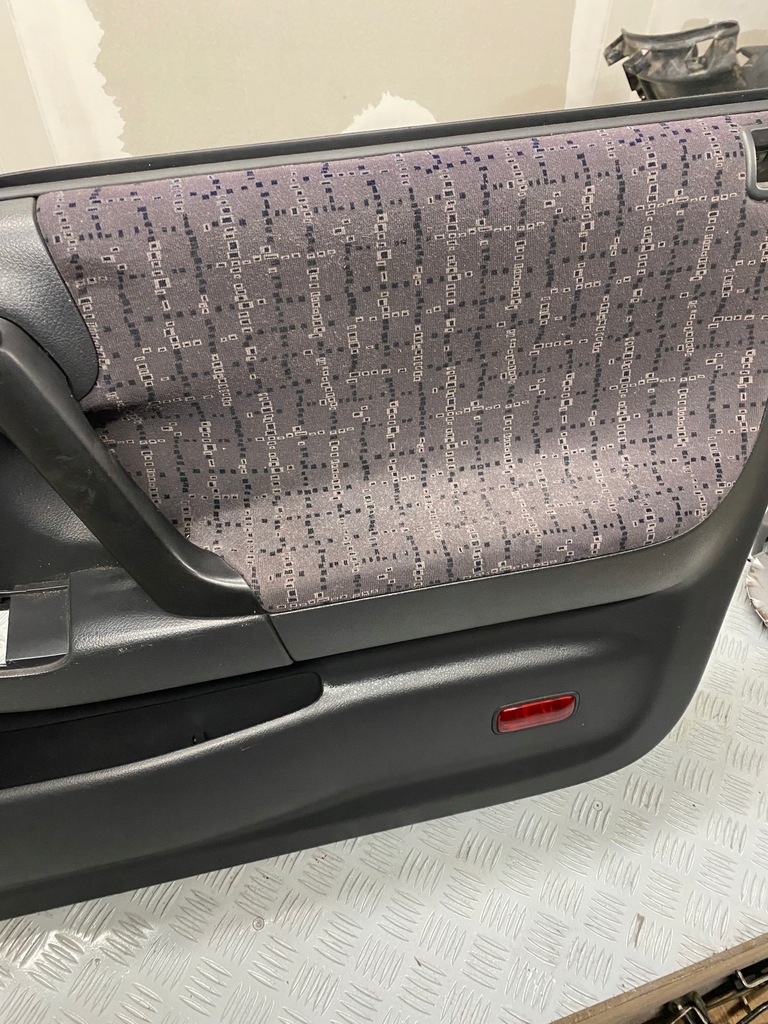 фото №6, Обшивка правый перед opel frontera b 3 дверь