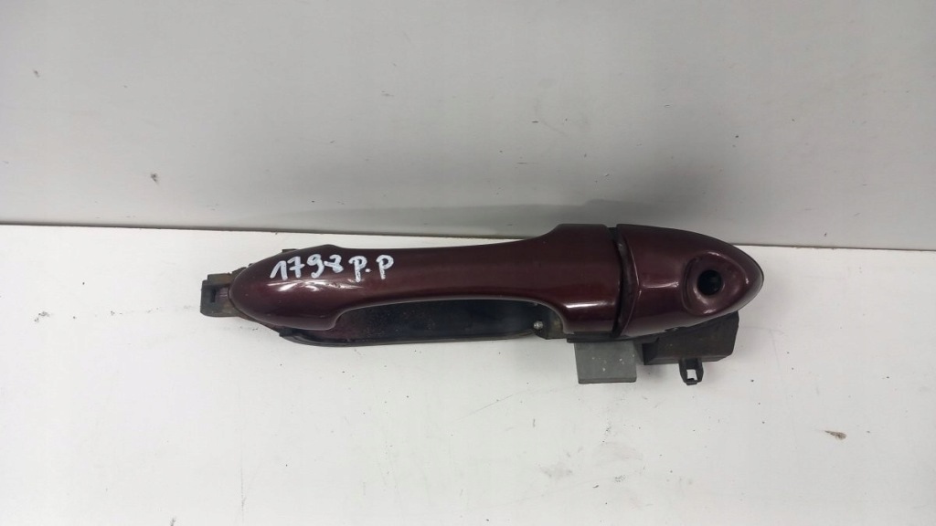 Купить Mazda tribute 1 5d ручка перед правый европа