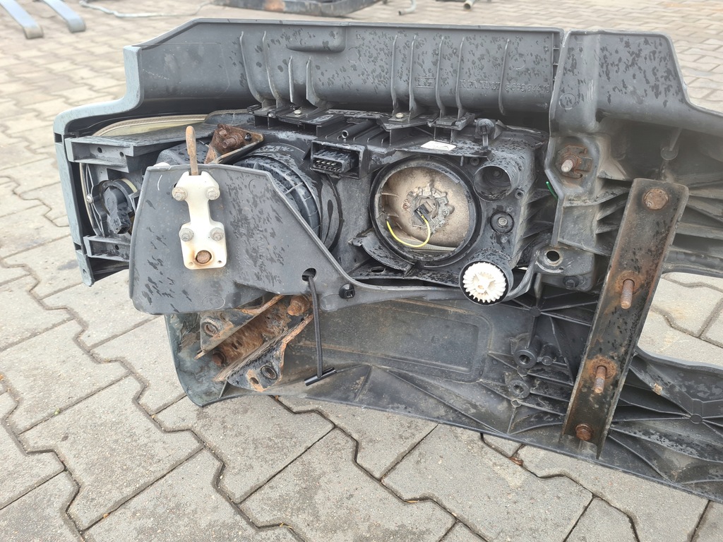 фото №10, Бампер kompletny перед з лампи renault midlum dxi dci