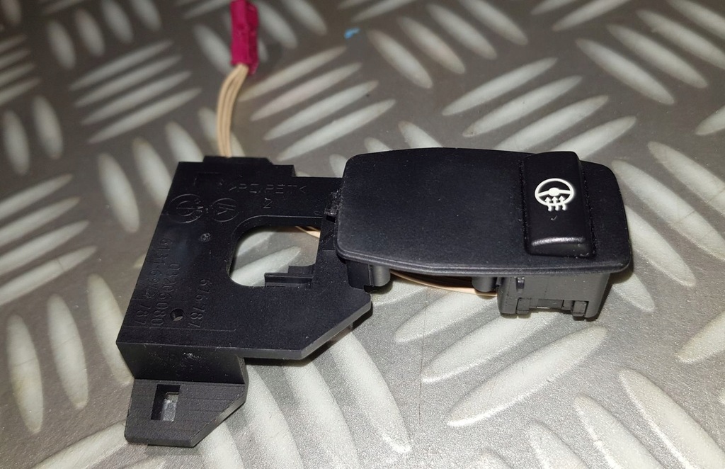 фото №7, Bmw 5 e60 e61 6 e63 e64 перемикач колонки кнопка підігрів керма