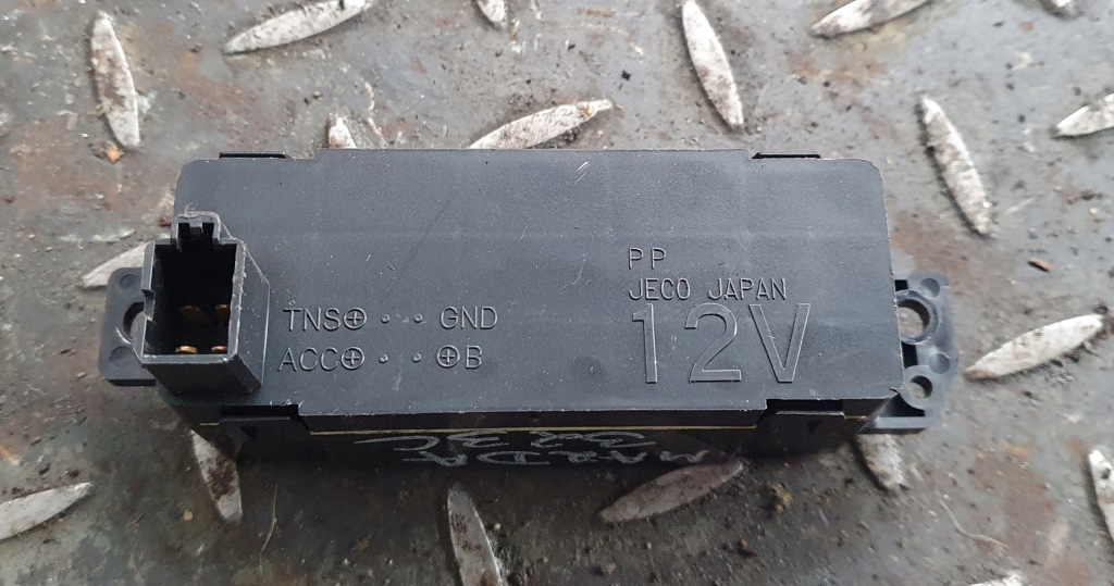 фото №2, Годинник дисплей mazda 323c