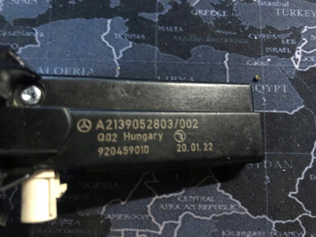 фото №8, Mercedes w213 усилитель антенный 21390528033