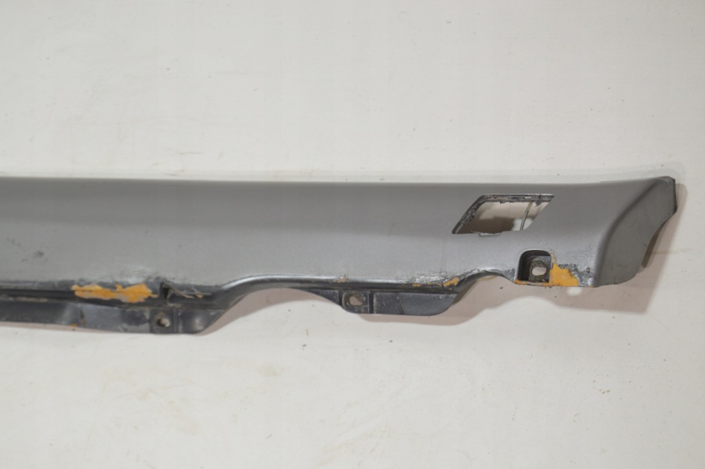 Накладка поріг ліва поріг mercedes w126 рестайлінг  long 1266905140 в Україні