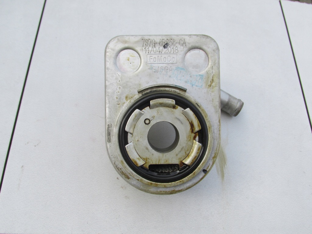 Радиатор масла focus mk3 c-max mk2 1,6 ecoboost в Украине