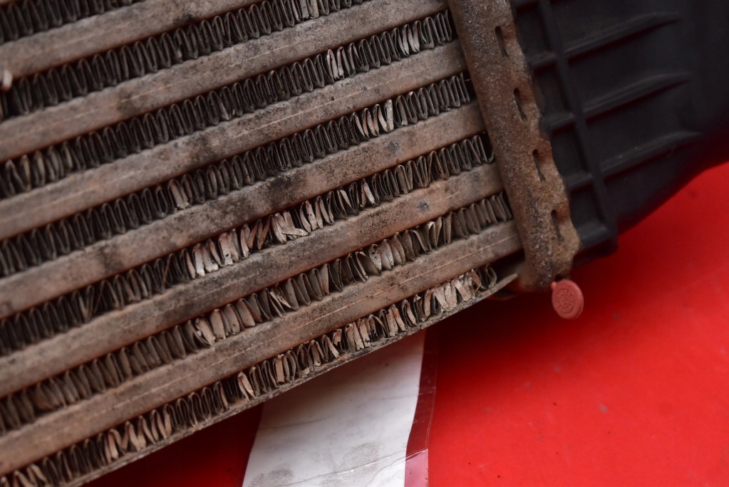 фото №10, Радіатор інтеркулер 144962019r renault trafic 3 iii 1.6 dci 14-21