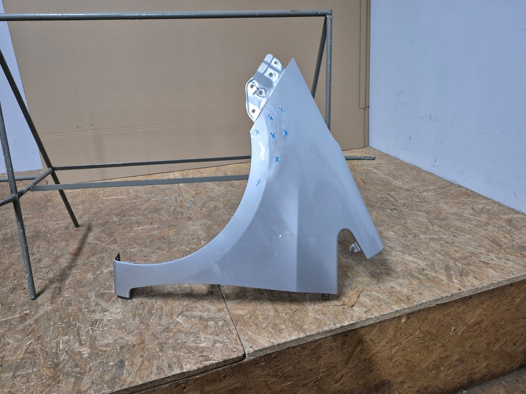 фото №9, Toyota verso s крила передній перед лівий