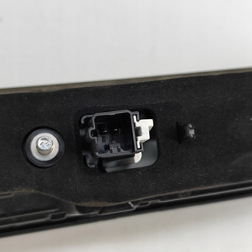 фото №6, Opel mokka b 2023 левая сторона лампы задний крышки багажника