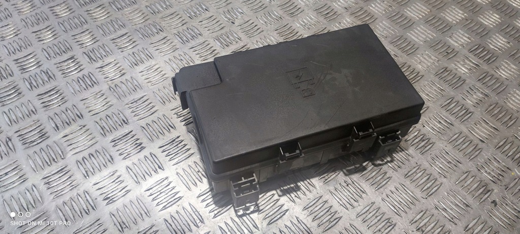 фото №1, Dodge durango 2017 рамка / модуль запобіжників